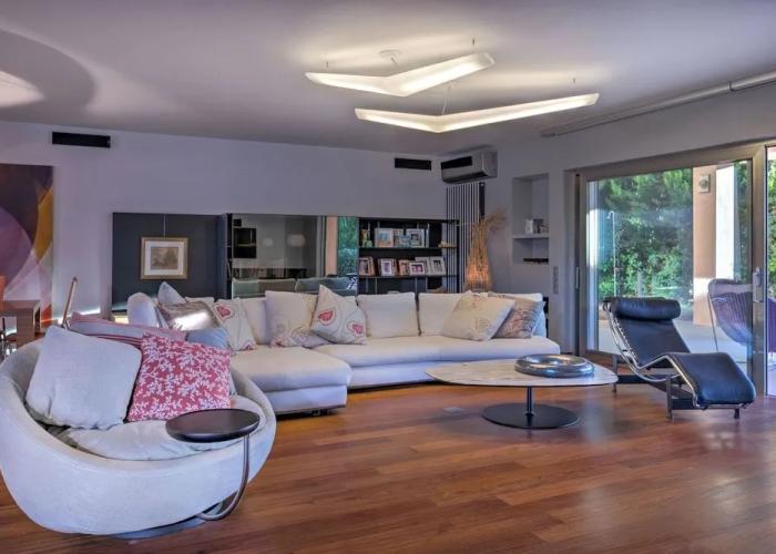 Luxurious Villa Philoxenia