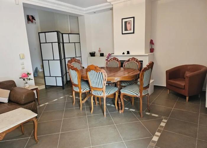 Room-guest Apartment Within a Villa in L