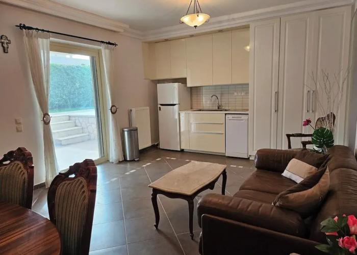 Room-guest Apartment Within a Villa in L