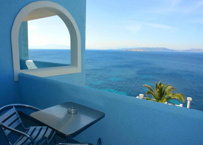Mistral Apartments Aegina