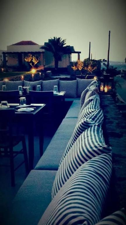 фото Xanthippi Hotel Apartments