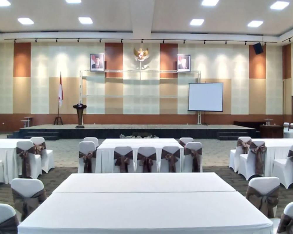 фото Hotel Selecta Batu Malang