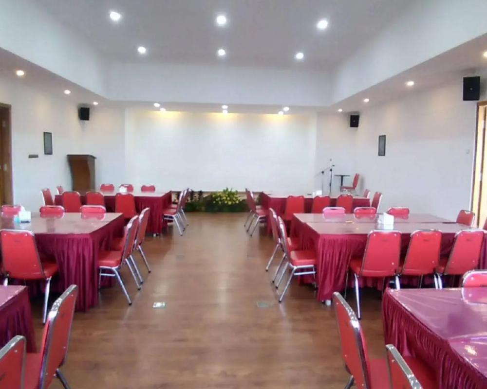 фото Hotel Selecta Batu Malang