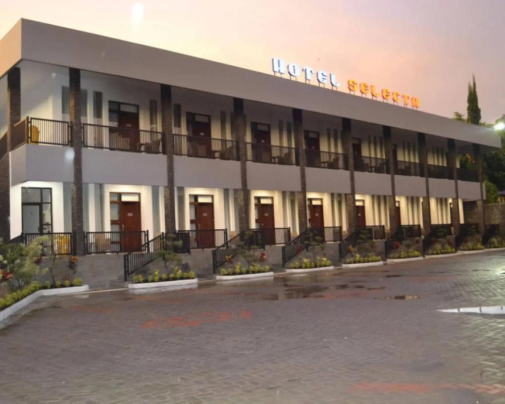фото Hotel Selecta Batu Malang