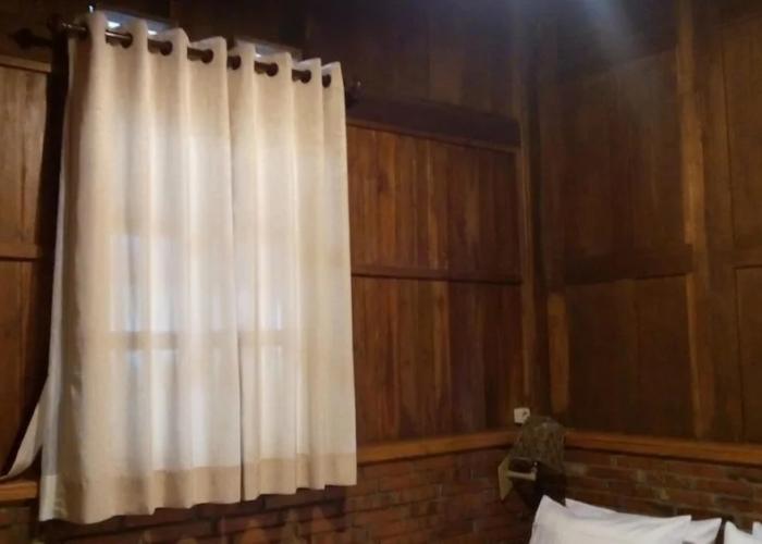Bata Merah Guest House & Camping Ground