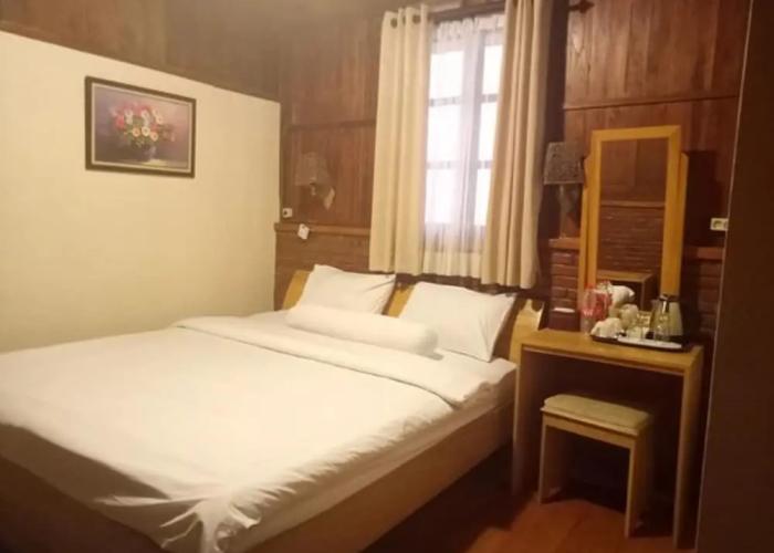 Bata Merah Guest House & Camping Ground