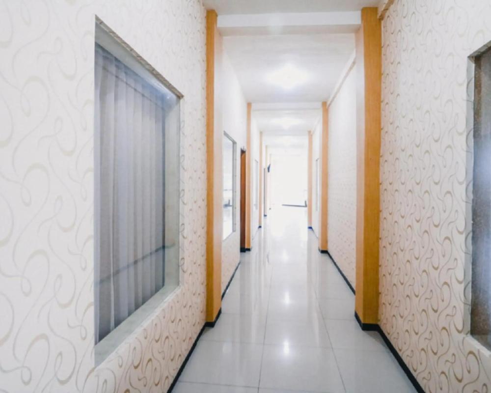 RedDoorz near Taman Rekreasi Selecta