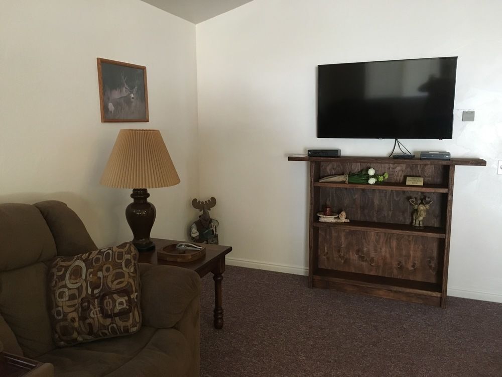 Duck Creek Village Inn