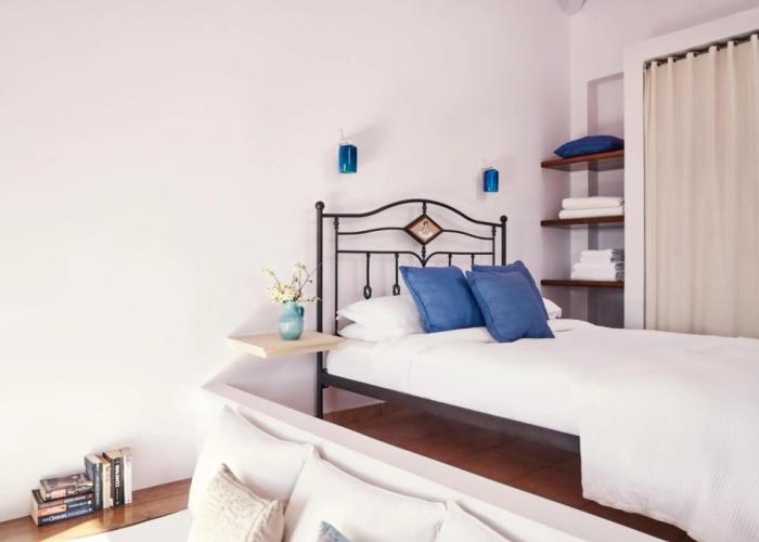 Angelina Aegina Boutique Escape
