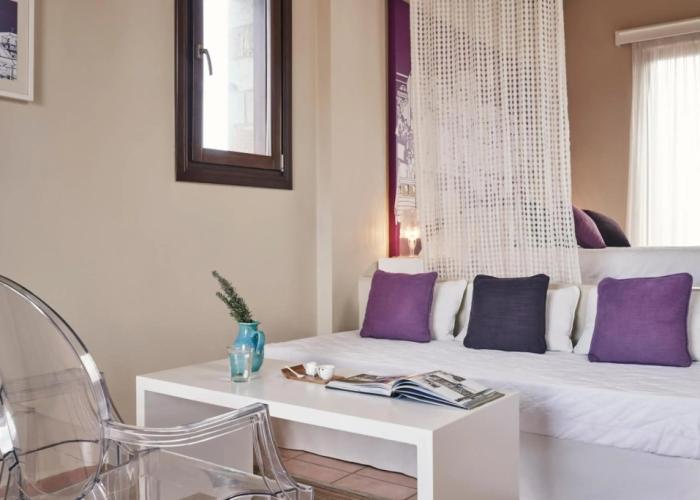 Angelina Aegina Boutique Escape