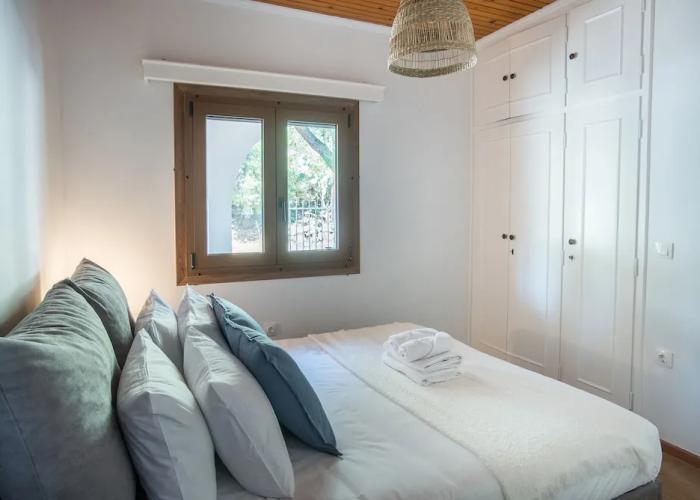 Phaedrus Living Sea View Villa Aegina