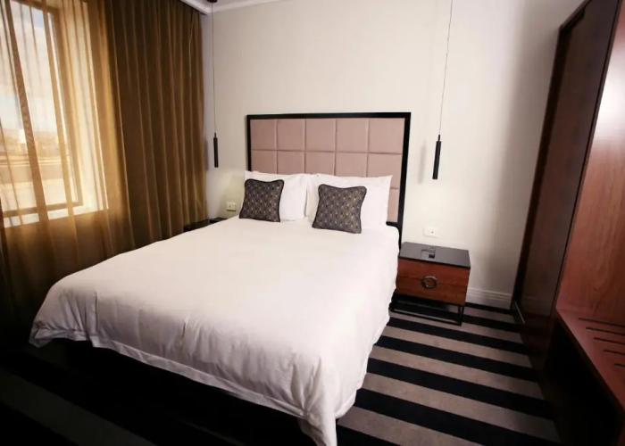 Ellen Hotel