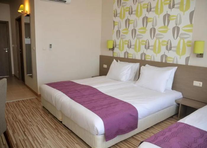 Aqua Nevis Club Hotel