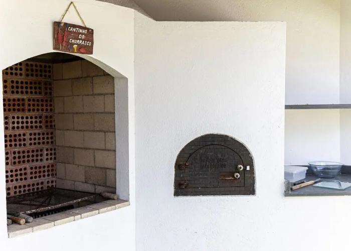 Casa a 50m da Praia com Churrasqueira