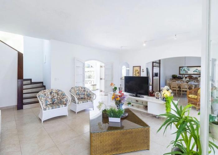 Casa a 50m da Praia com Churrasqueira