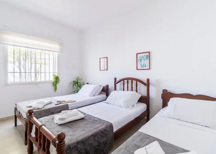 Casa a 50m da Praia com Churrasqueira