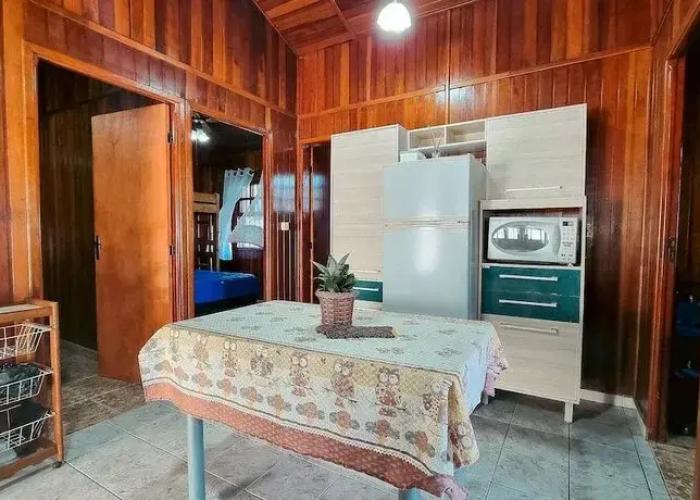 Seu Chalé na praia! SPA com Hidro Aquecida, Fogueira, Piscina, Bilhar