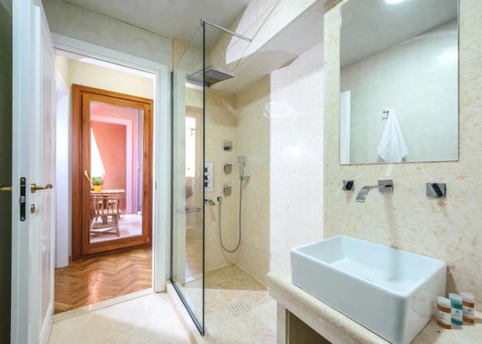 Candia Suites & Rooms