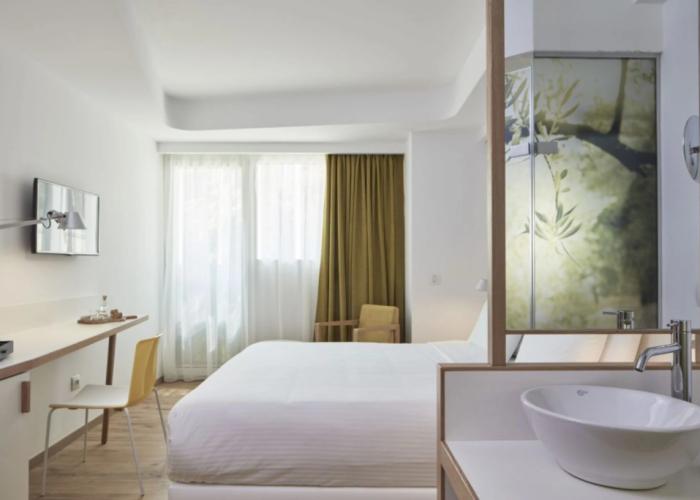 Olive Green Hotel