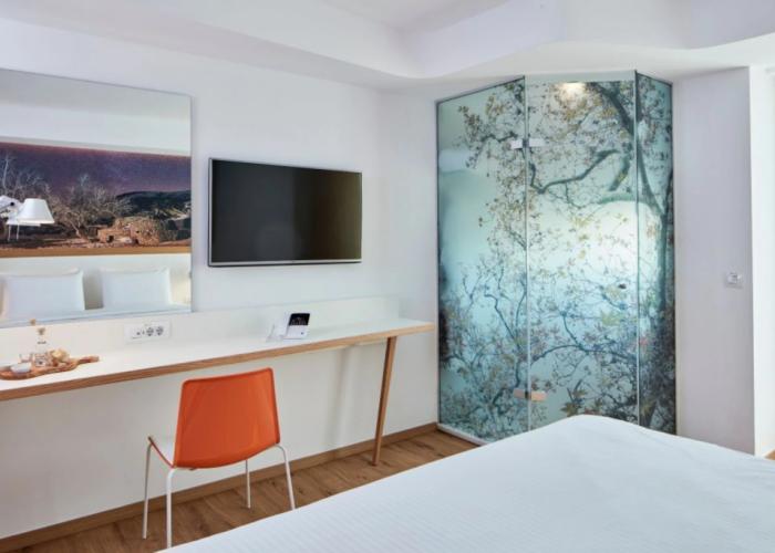 Olive Green Hotel