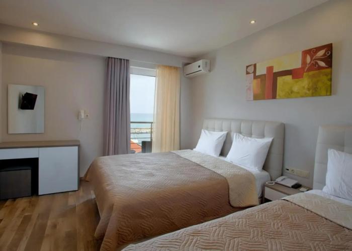 Irini Hotel