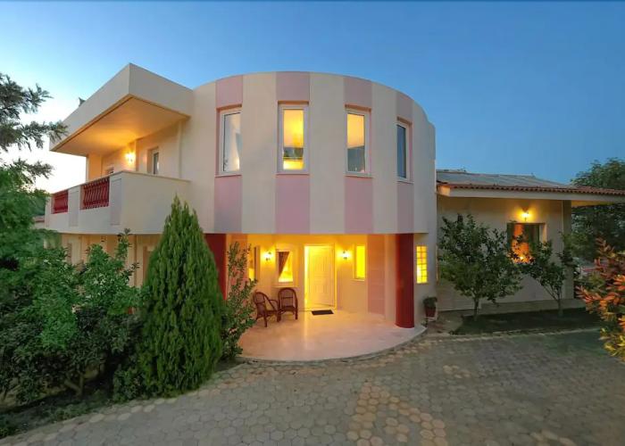 EXPLOR Mansion - Inclusive Experience