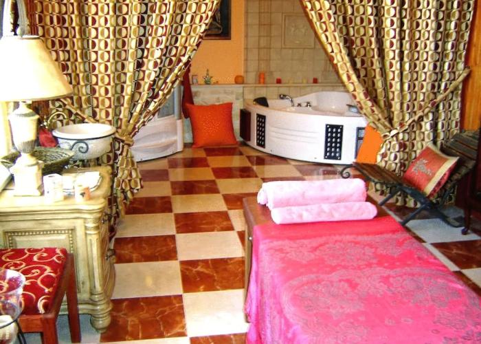 EXPLOR Mansion - Inclusive Experience