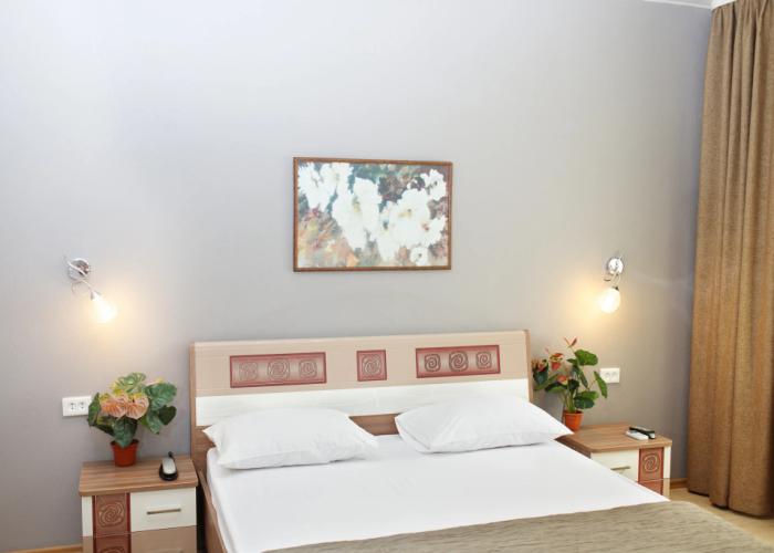 Anzas Hotel