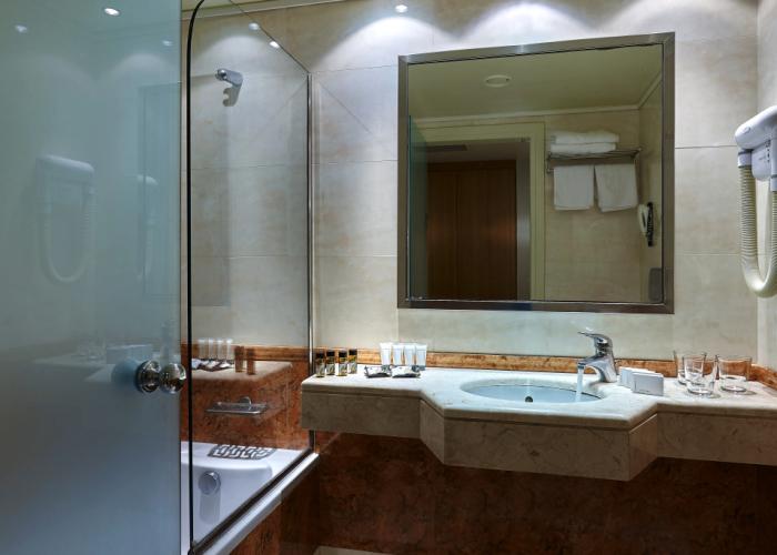Atrion Hotel