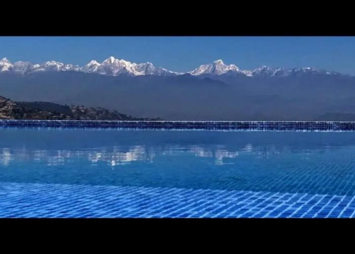 Himalayan Horizon