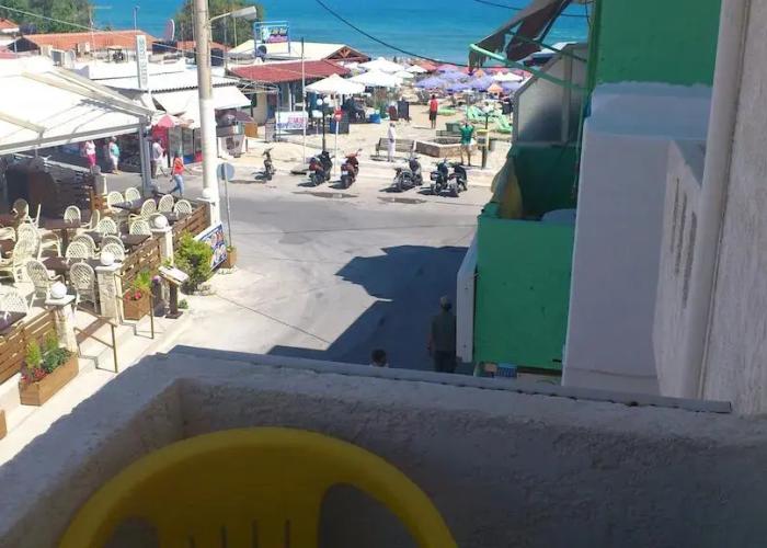 Standard big Room Apartment in Blue Aegean With Shared Pool, Kitchen and Ac