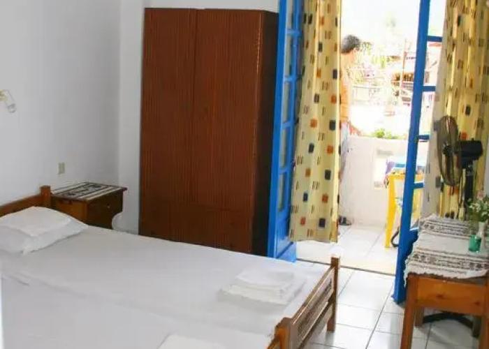 Standard big Room Apartment in Blue Aegean With Shared Pool, Kitchen and Ac