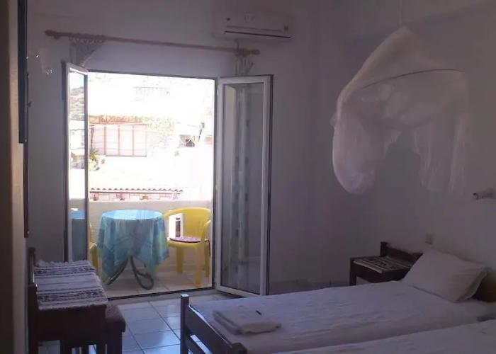 Standard big Room Apartment in Blue Aegean With Shared Pool, Kitchen and Ac