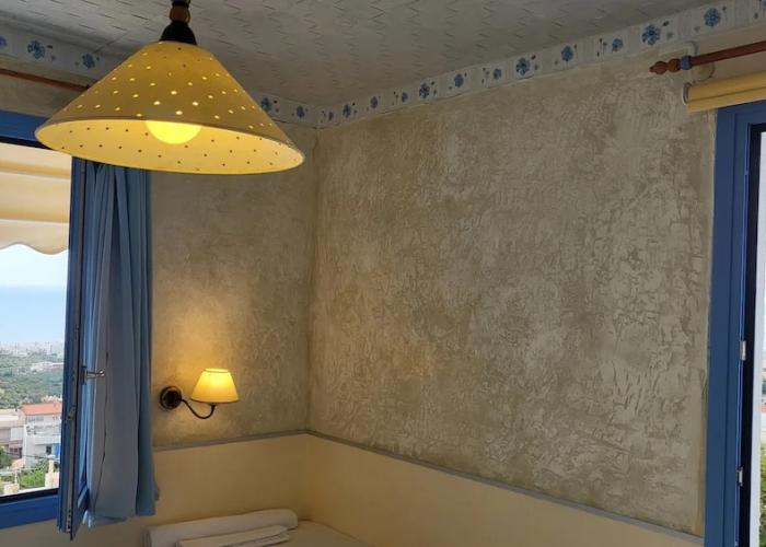 Studio Quiet And Peaceful And Very Relaxing With Kitchen, Shared Pool and Ac