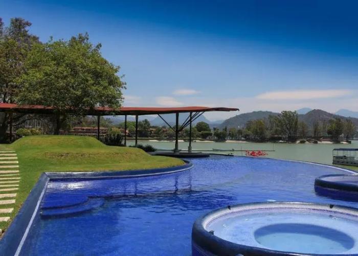 Santuario Valle de Bravo