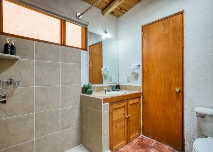 Luxury 3BR Cabin, Lakeview in Valle de Bravo