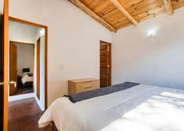 Luxury 3BR Cabin, Lakeview in Valle de Bravo