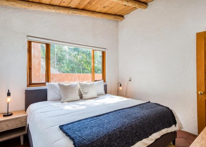 Luxury 3BR Cabin, Lakeview in Valle de Bravo