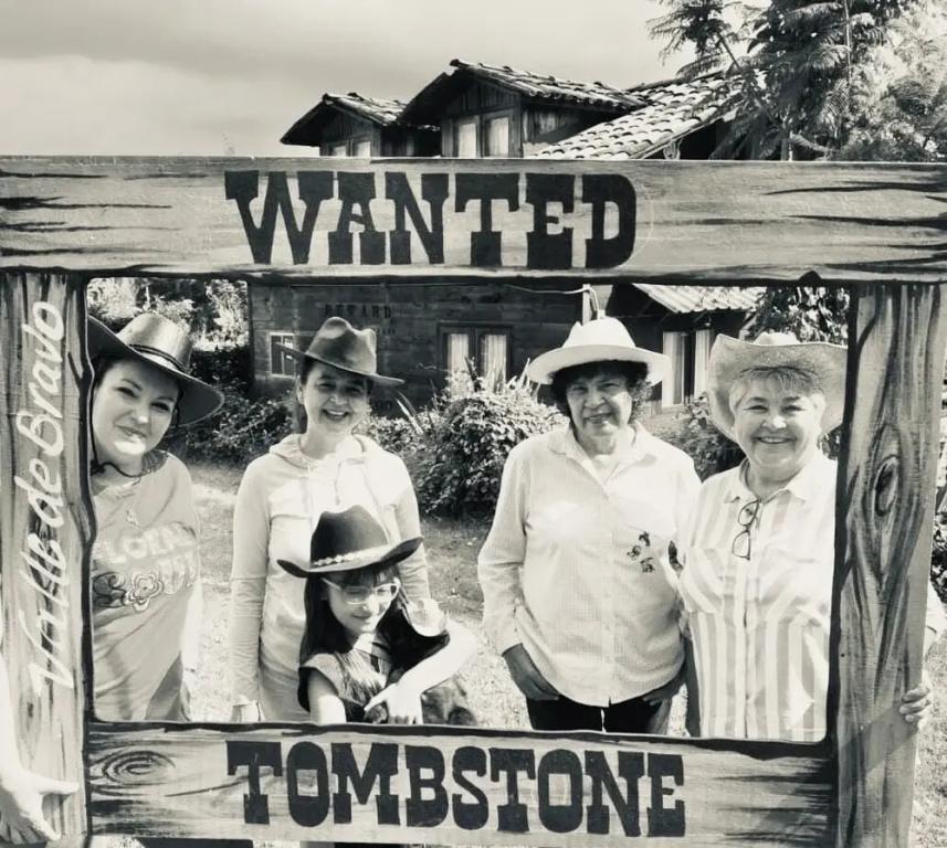 фото Tombstone