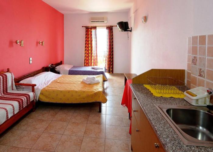 Pharos Rooms Hotel