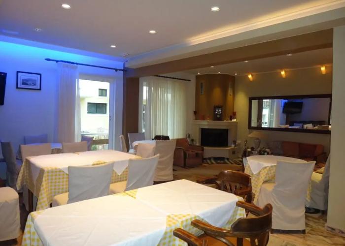 40 Platania Hotel