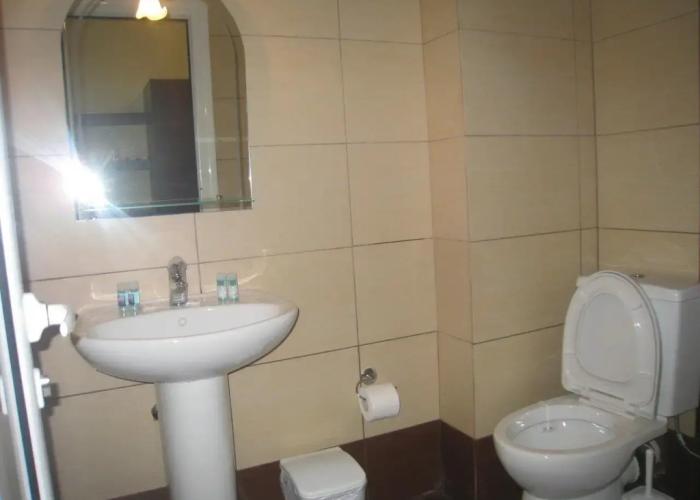 9 Queens Spa Hotel