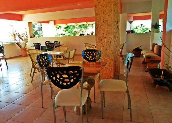 Sagini Hotel