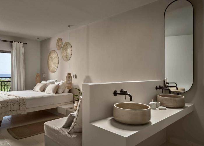 The Bay Hotel & Suites