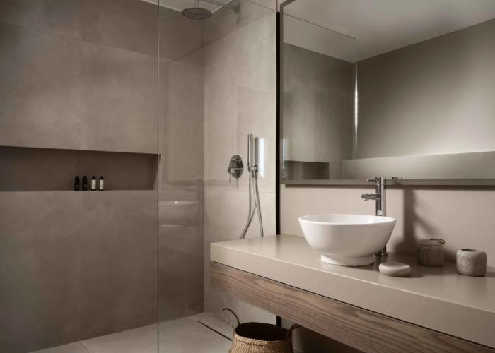 The Bay Hotel & Suites