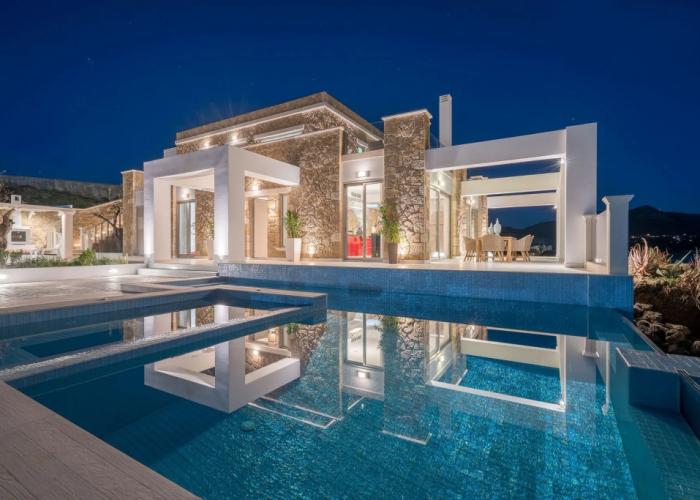 Tambouros Boutique Villas