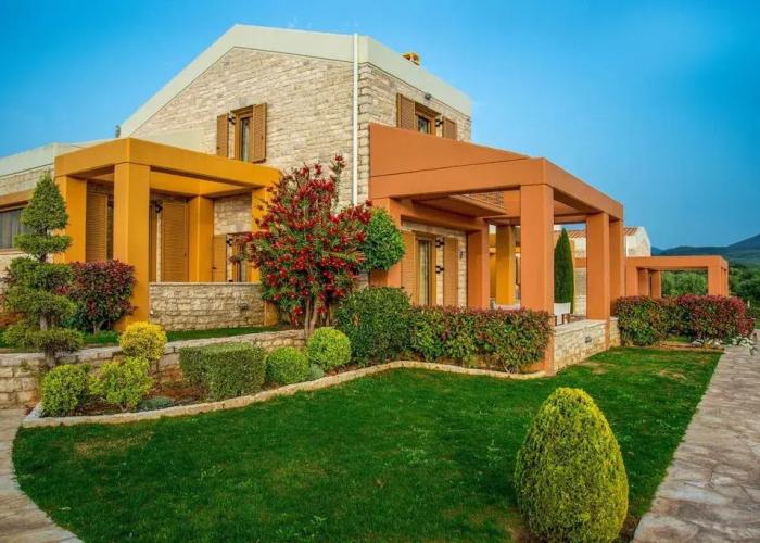 Enastron Villas