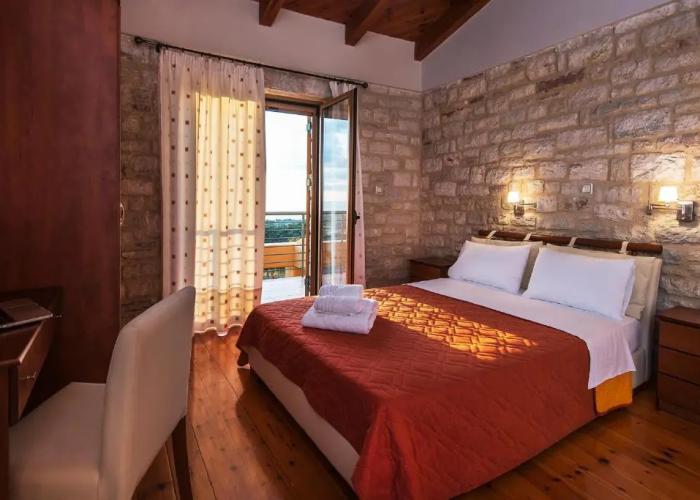 Enastron Villas