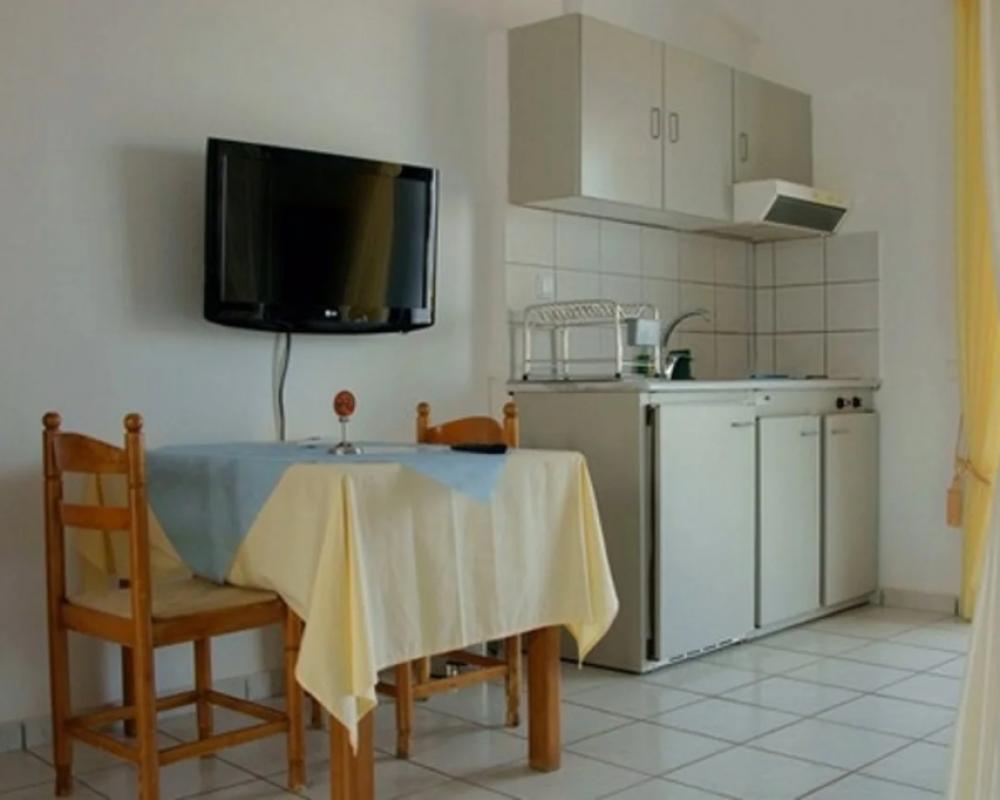 фото Oasis Hotel Kyparissia