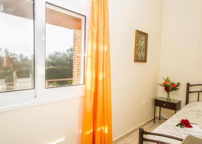 Cozy Flat In An Olive Grove Near a Sandy Beach
